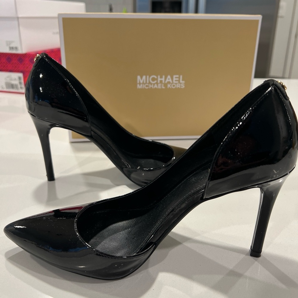 Michael kors patent heels